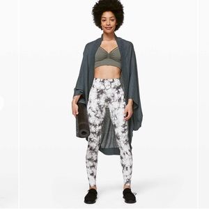 Lululemon stillness wrap